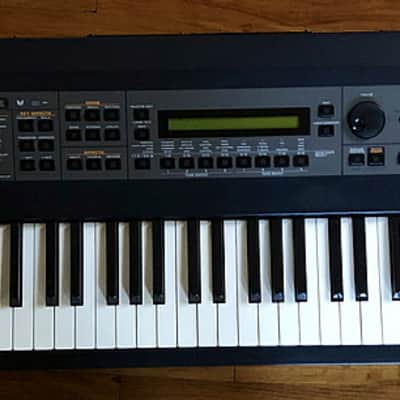Roland XV-88 128-Voice 88-Key Expandable Digital Synthesizer