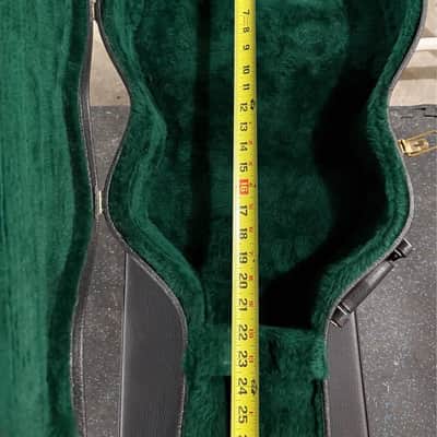 Martin Martin Acoustic Guitar Hard Case Black w/Green image 9