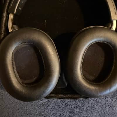 Audio-Technica ATH M70x 2010s - Black image 3