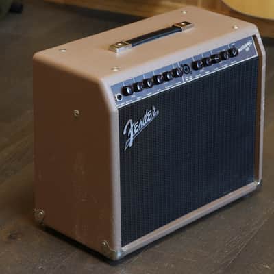 Fender Acoustasonic 90 2-Channel 90-Watt 1x8" Acoustic Guitar Amp 2013 - 2018 - Brown image 5