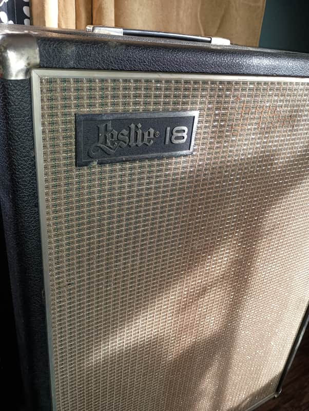 Leslie 18 Rotary Speaker 1974 - Black - Tremolo/Chorus with Foot-Switch image 1