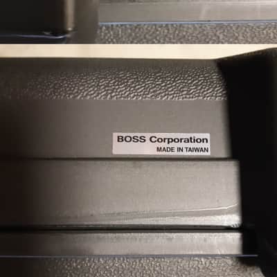 Boss BCB-60 Pedalboard / Carrying Case NOV 2004 w BOSS CABLING and 240v POWER SUPPLY image 3