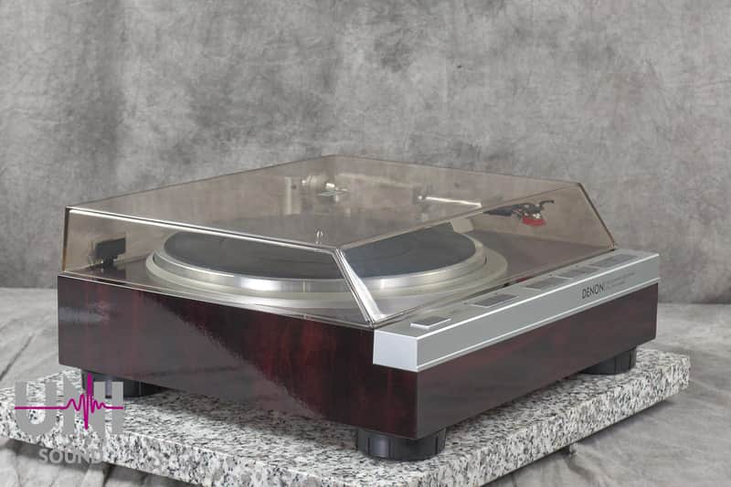 DENON DP-47F Direct Drive Fully Automatic Turntable in Very Good Condition