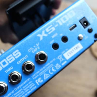 Boss XS-100 Poly Shifter Blue image 7