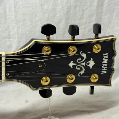 Yamaha SA2200 sa-2200 Semi-Hollowbody Guitar with Gator Case 2020 image 8