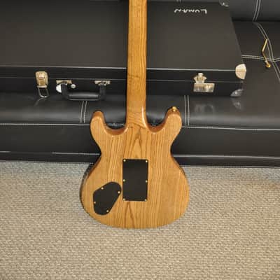 Luman Double Cutaway Natural image 13
