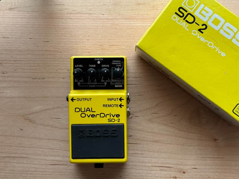 Boss SD-2