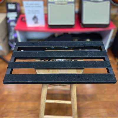 USED PedalTrain 2 Pedal Board image 2