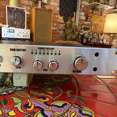 Dangerous Music D-BOX Monitor Controller and Summing Box 2006 - 2019 - Silver image 4