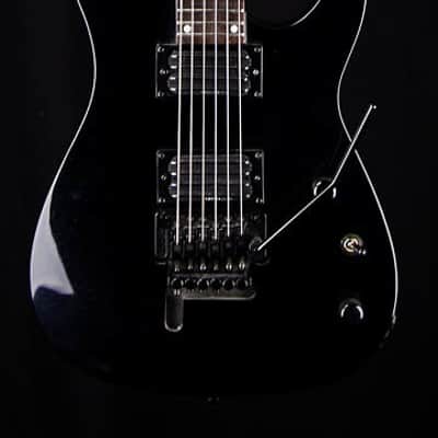 2003 Kramer Baretta Neck Thru Electric Guitar, Locking Tremolo image 2