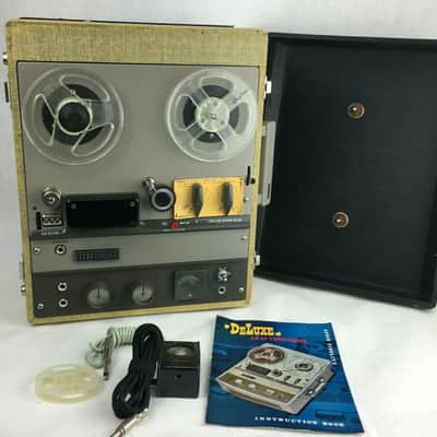 Vintage Akai Terecorder De Luxe Deluxe Audio fidelity Reel to Reel