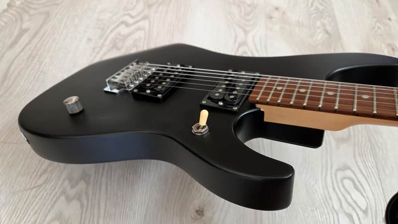 Washburn N1 Nuno Bettencourt Signature , Matte Black, VG | Reverb