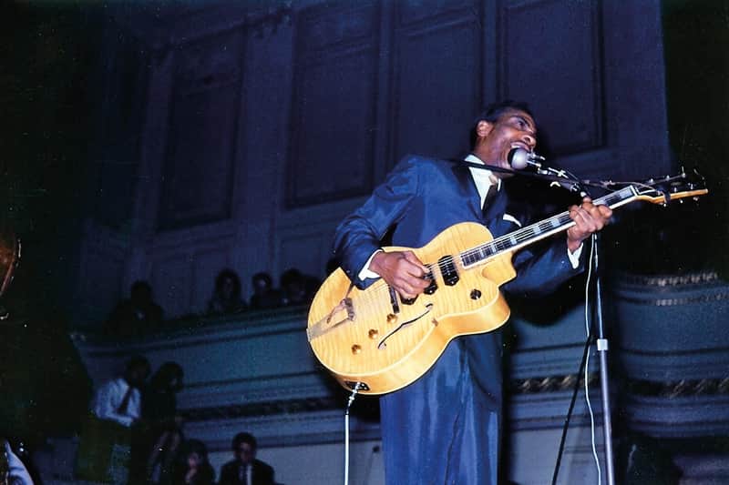 T-Bone Walker playing on stage with the 1949 Gibson ES-5N