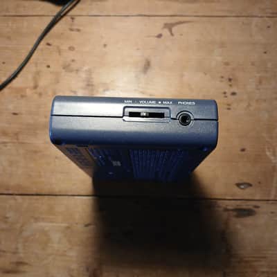 Yamaha SU10 Sampler 1996 - Dark Blue image 4