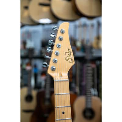 SUHR Classic S Antique HSS Maple Vintage yellow image 5
