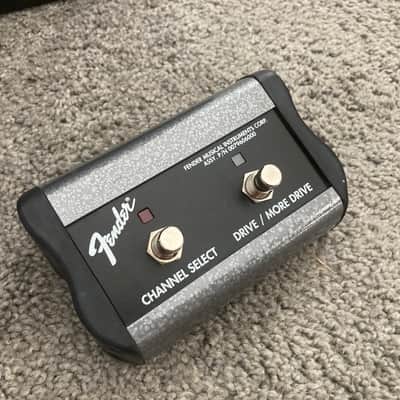Fender Hot Rod Deluxe IV 3-Channel 40-Watt 1x12" Guitar Combo 2018 - Present - Black image 8