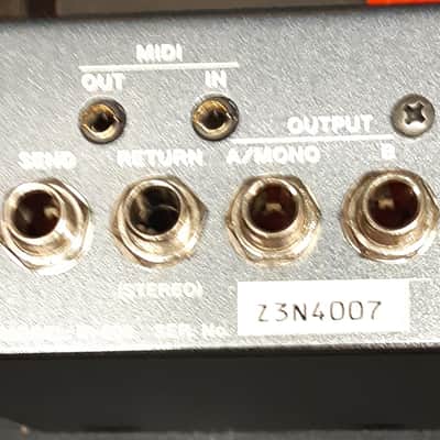 Boss IR-200 Amp and IR Cabinet 2021 - Present - Silver image 7