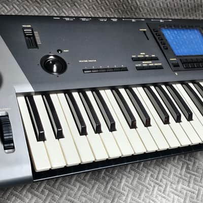 Technics SX-WSA1 ✅HARDCASE✅ + NEW DISPLAY + NEW Battery✅ Includes 4 Rare Original Expansion Sound Disks ✅ Acoustic Modeling Holy Grail ✅ Rare 90s Cyber-Synth Flagship ✅ Fully Checked & Cleaned ✅ Worldwide Shipping - Technics WSA1 image 7