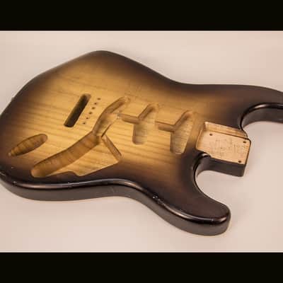 Guitar Mill S-Style Body / Paulownia / 2 lbs. 3 oz. / Nitrocellulose 'Chocolate Burst' / Light Relic (#GIN-4136) image 2
