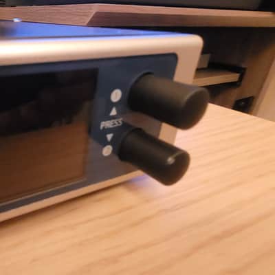 RME ADI-2 Pro AD/DA Converter 2010s - Silver/Blue image 4