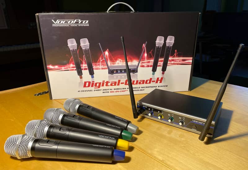 VocoPro Digital-Quad-H2 Four-Channel UHF Wireless Handheld Microphone System (913.3 to 925.8 MHz) image 1