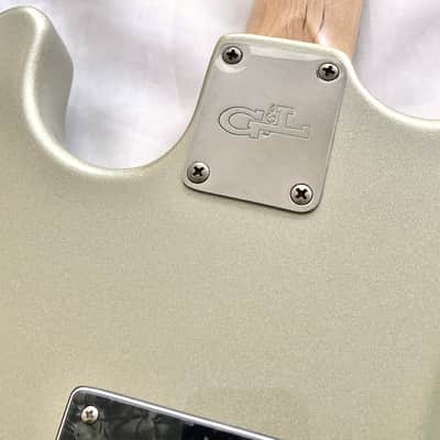 G&L LEGACY 2005 - Light Metallic Lacquer image 6