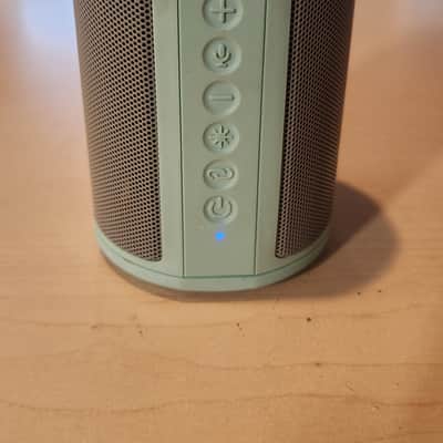 Altec Lansing Altec Lansing HydraMotion Portable Bluetooth Speaker 2015 - Green image 4