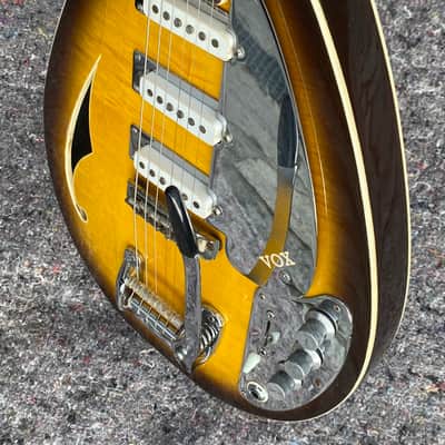 Vox SPITFIRE MARK VI ACOUSTIC 1965 - Sunburst Flammed image 5