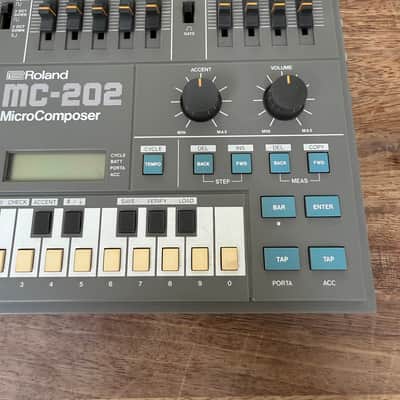 Roland MC-202 MicroComposer 1983 - 1985 - Gray image 3