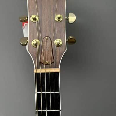 Taylor 810-Brazilian Natural Acoustic guitar image 9