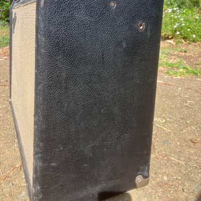 Fender Pro Reverb "Drip Edge" 2-Channel 40-Watt 2x12" Guitar Combo 1968 - 1969 - Silverface image 6
