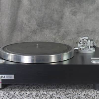 YAMAHA GT-750 Direct Drive Record Player Turntable in Very Good Condition image 9
