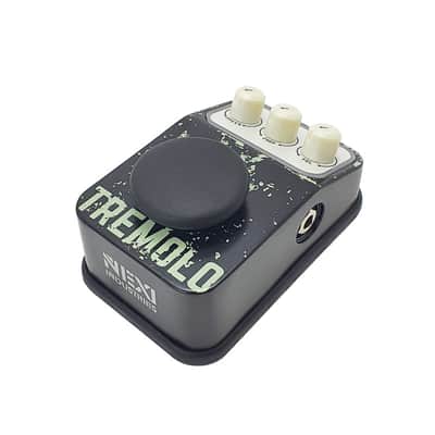 NEXI Industries Urban Collection Tremolo Effects Pedal image 3