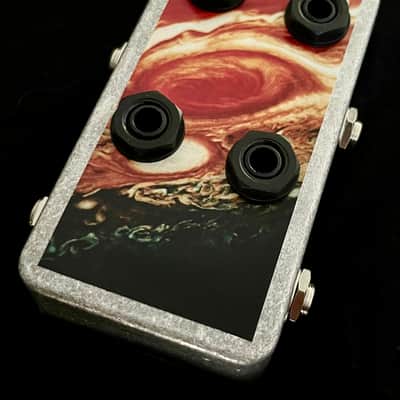 Saturnworks 2-Channel Insert / Audition Loop Junction Box Pedal with Upward Jacks