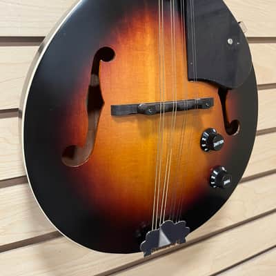 Gretsch G9320 New Yorker Deluxe Mandolin WITH EPIPHONE A-Style MANDOLIN CASE image 2