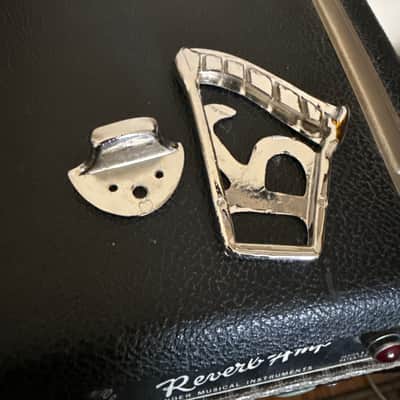 Rickenbacker R 6 string tailpiece 2024 - Chrome image 2