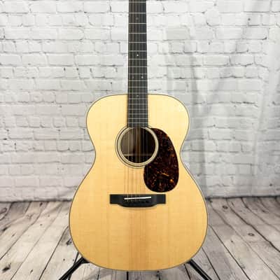 Martin Custom Shop 000 - 14 Fret Black Walnut 2025 - Gloss image 1