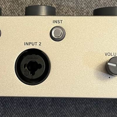 Universal Audio Volt 276 USB-C Audio Interface 2021 - Present - Tan / Gray image 2