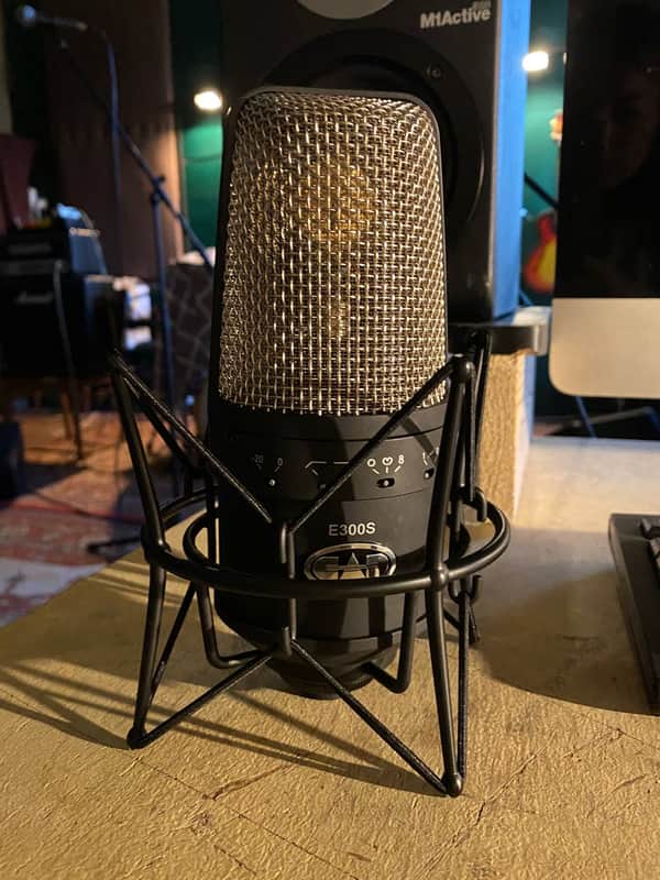 CAD Equitek E300S Large Diaphragm Multipattern Condenser Microphone image 1