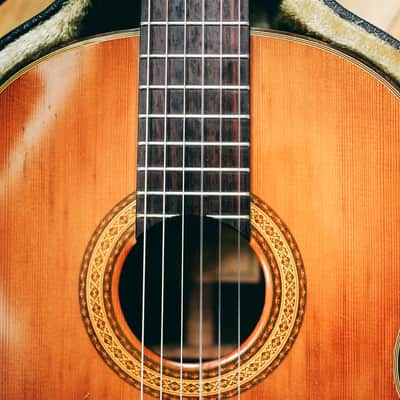 1970s Ryoji Matsuoka M40 – Handcrafted in Japan| Solid Top | Low Action | Hard Case  | Vintage Classical Tone image 4