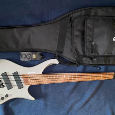 Ibanez EHB1005SMS Bass Workshop | Reverb