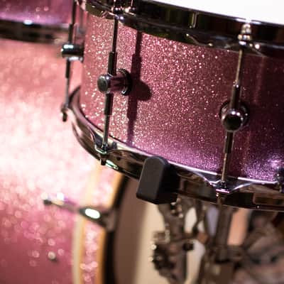 Click Icon 4pc Maple Drum Set Satin Pink Sparkle Shell Pack 18 14 10 14 image 4