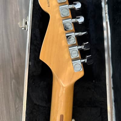 Fender Big Apple Stratocaster with Rosewood Fretboard 1997 - 2000 - Candy Apple Red image 9