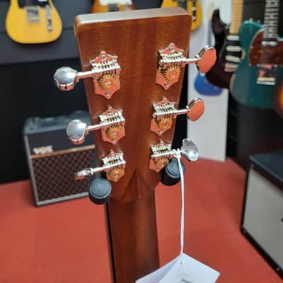 Martin Standard Series D-28 Satin 2023 - 2024 - Amberburst image 5