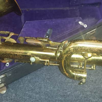 C.G. Conn Baritone Saxophone Sax Elkhart, Indiana Vintage 1932 with Hardshell Case image 7