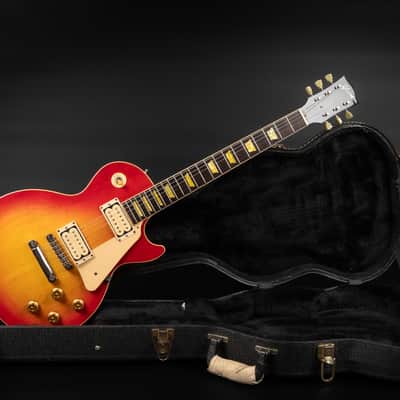 2005 Gibson Les Paul Classic 1960 Reissue - Heritage Cherry Sunburst | USA Good Wood Era DiMarzio DP223 CR Humbucker Pickups Slim Taper Neck 4.25kg | Case image 2