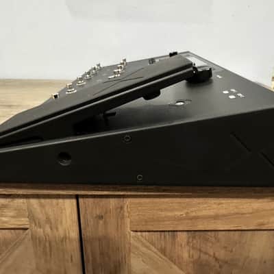 Line 6 Helix LT - Present - Black image 8