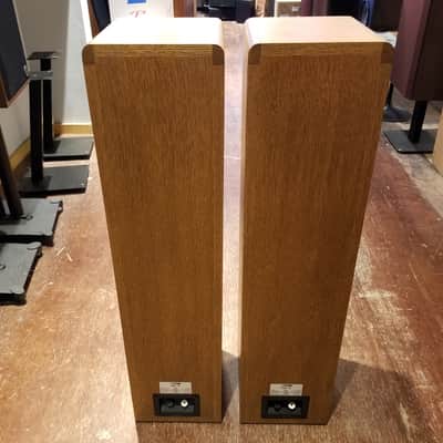 Canton Ergo 70 Floor-Standing Speakers - Oak Finish image 9