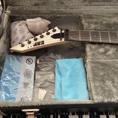 ESP  M-II SNOWHITE 2010 - EMG’S image 17