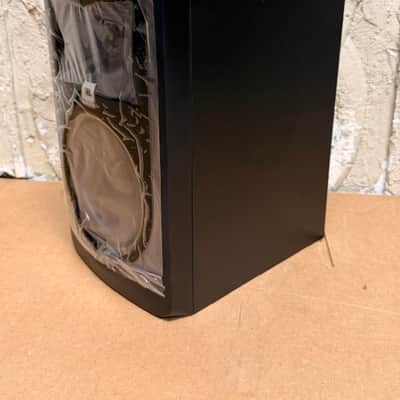 JBL 305P MkII 5" Powered Studio Monitor - SINGLE image 3